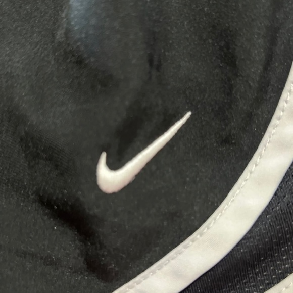 Nike Ladies shorts size small - Picture 4 of 4